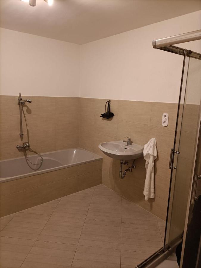 Апартаменты Krefeld House - 20 Min To Dus Airport & Messe Экстерьер фото